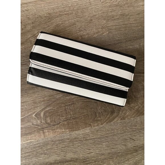 Kut from the Kloth Women's One Size Fits All Wallet - Picture 2 of 5